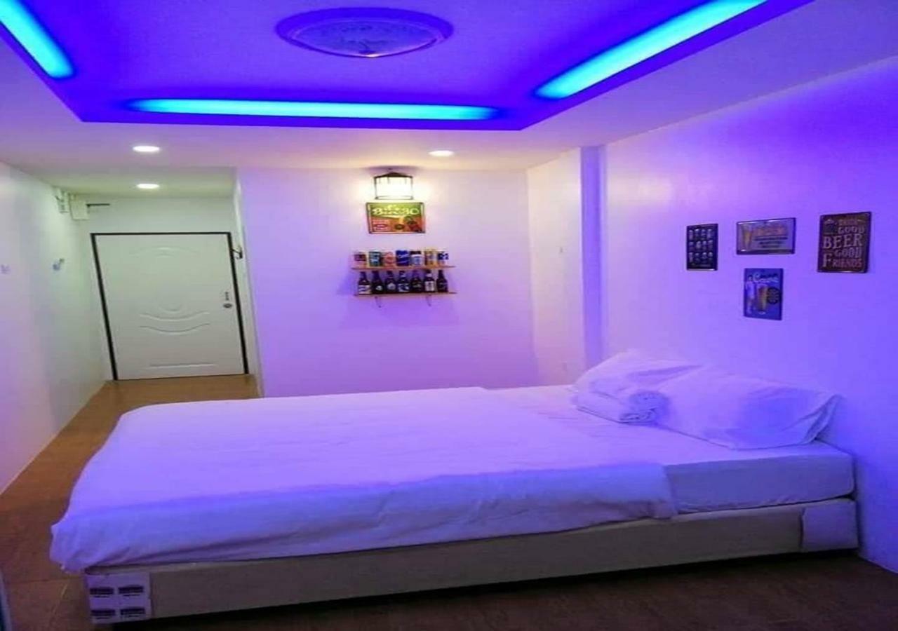Отель Baan Bua House 2 Аюттхая Экстерьер фото